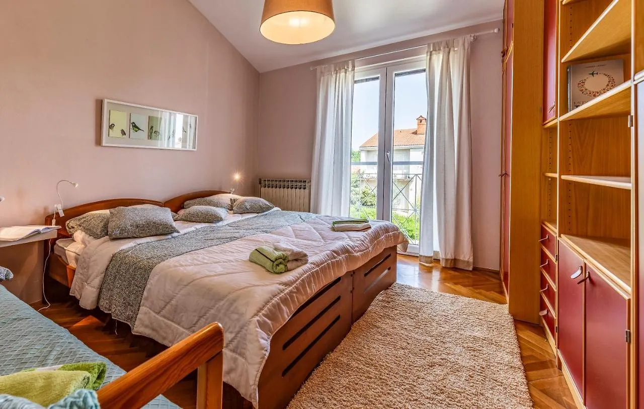 Villa Jasmine With Swimming Pool Pula Croatia