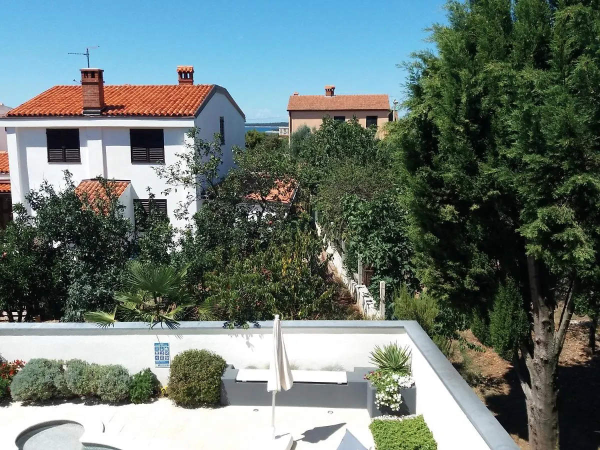 Villa Jasmine With Swimming Pool Pula Croatia